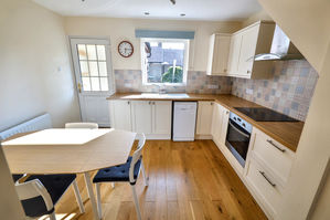 Dining kitchen- click for photo gallery